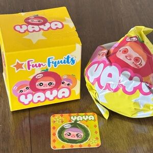 YAYA Fun Fruits Plush Pendant Confirmed Blind Box 
WATERMELON